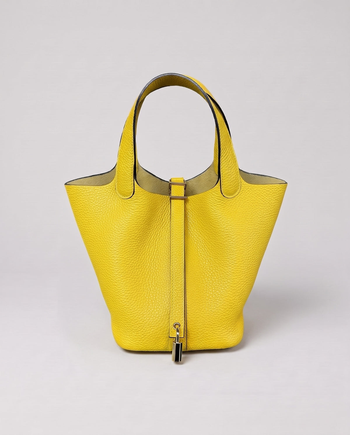Valentina Ostuni Small bag in Yellow, front view