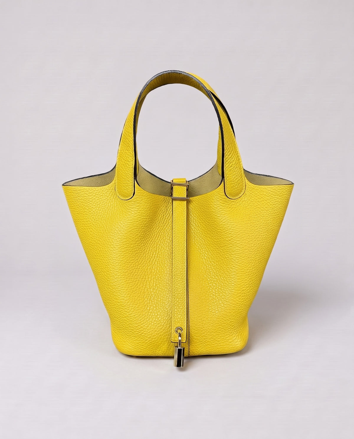 Valentina Ostuni Small bag in Yellow, back view