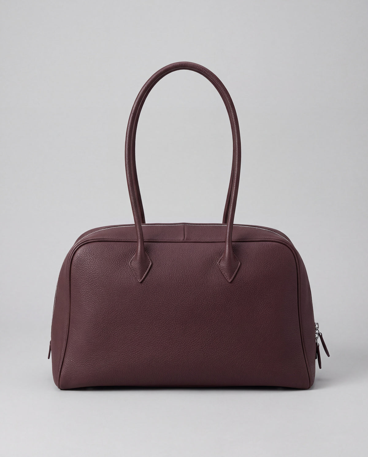 Pillow bag in Chocolate – back view