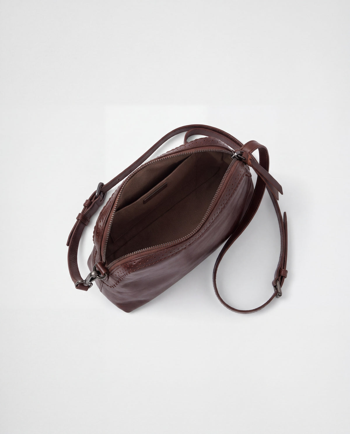 Shell bag in Coffee – inside view