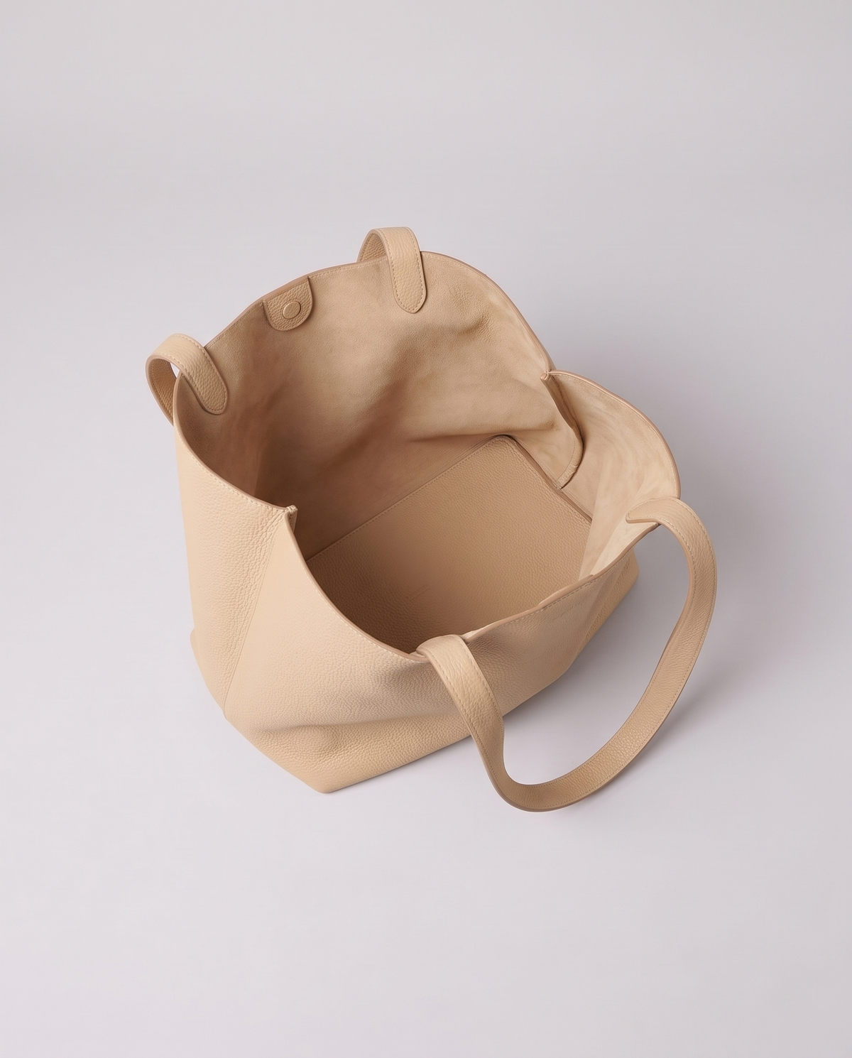 Inside the Valentina Tela Large bag in Beige