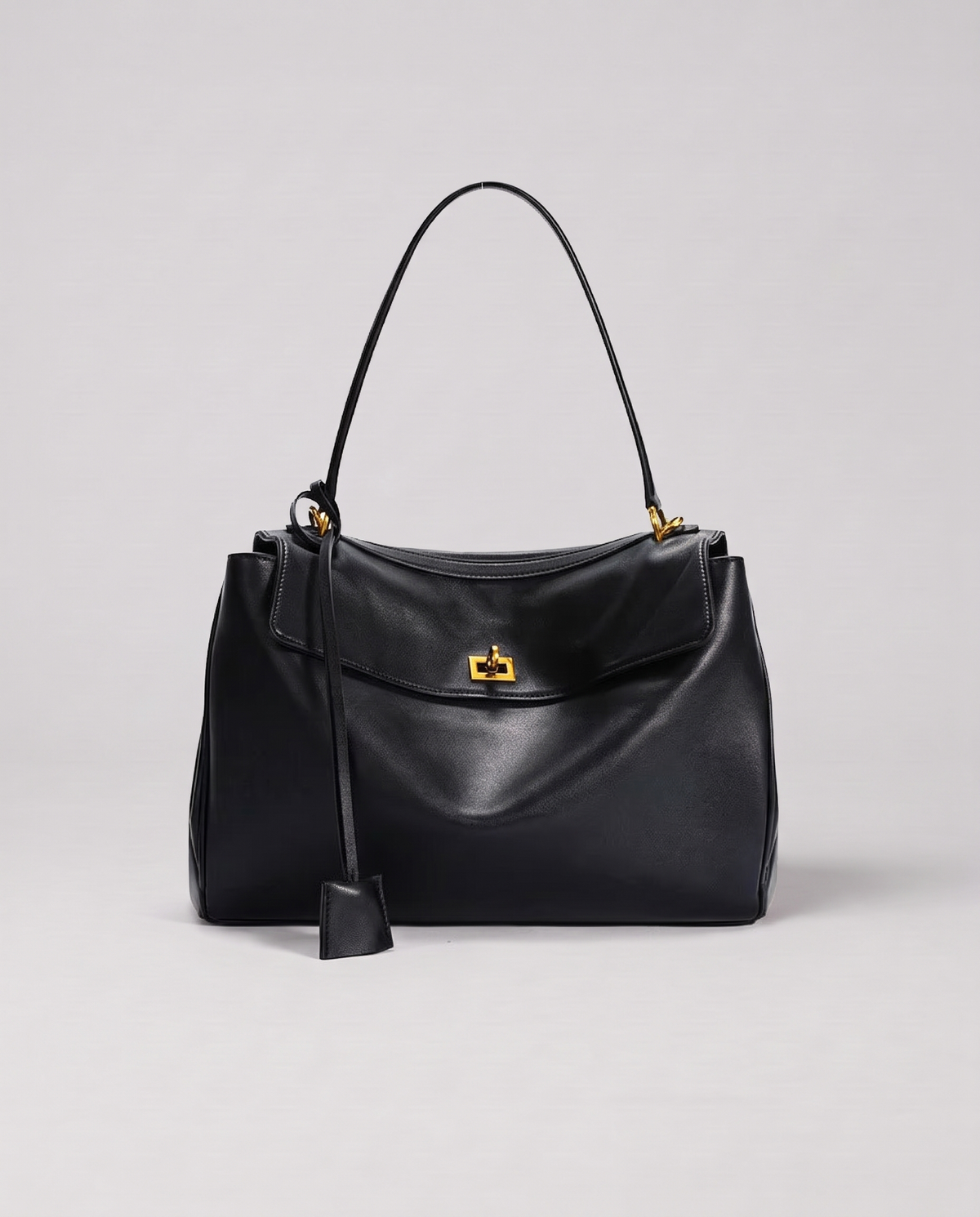 Valentina Tinto Small bag in Black, front view