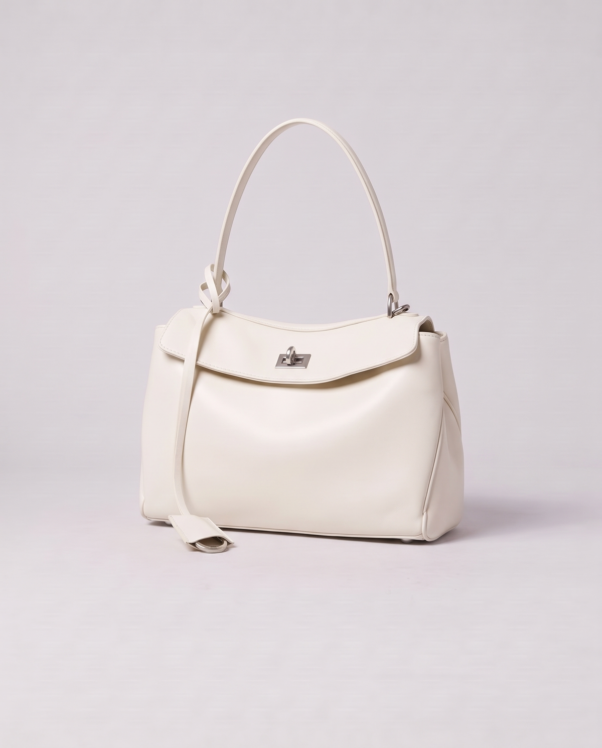 Valentina Tinto Small bag in White, three-quarter view