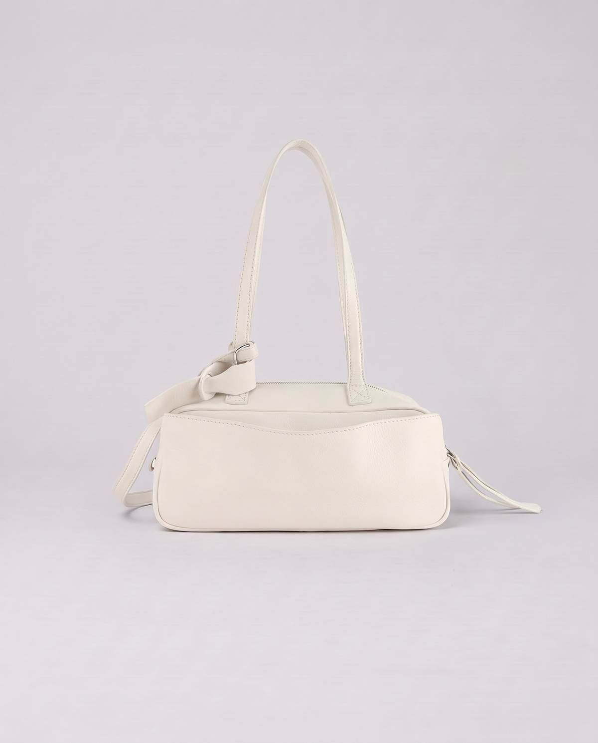 Valentina Treviso Small bag in White, front view