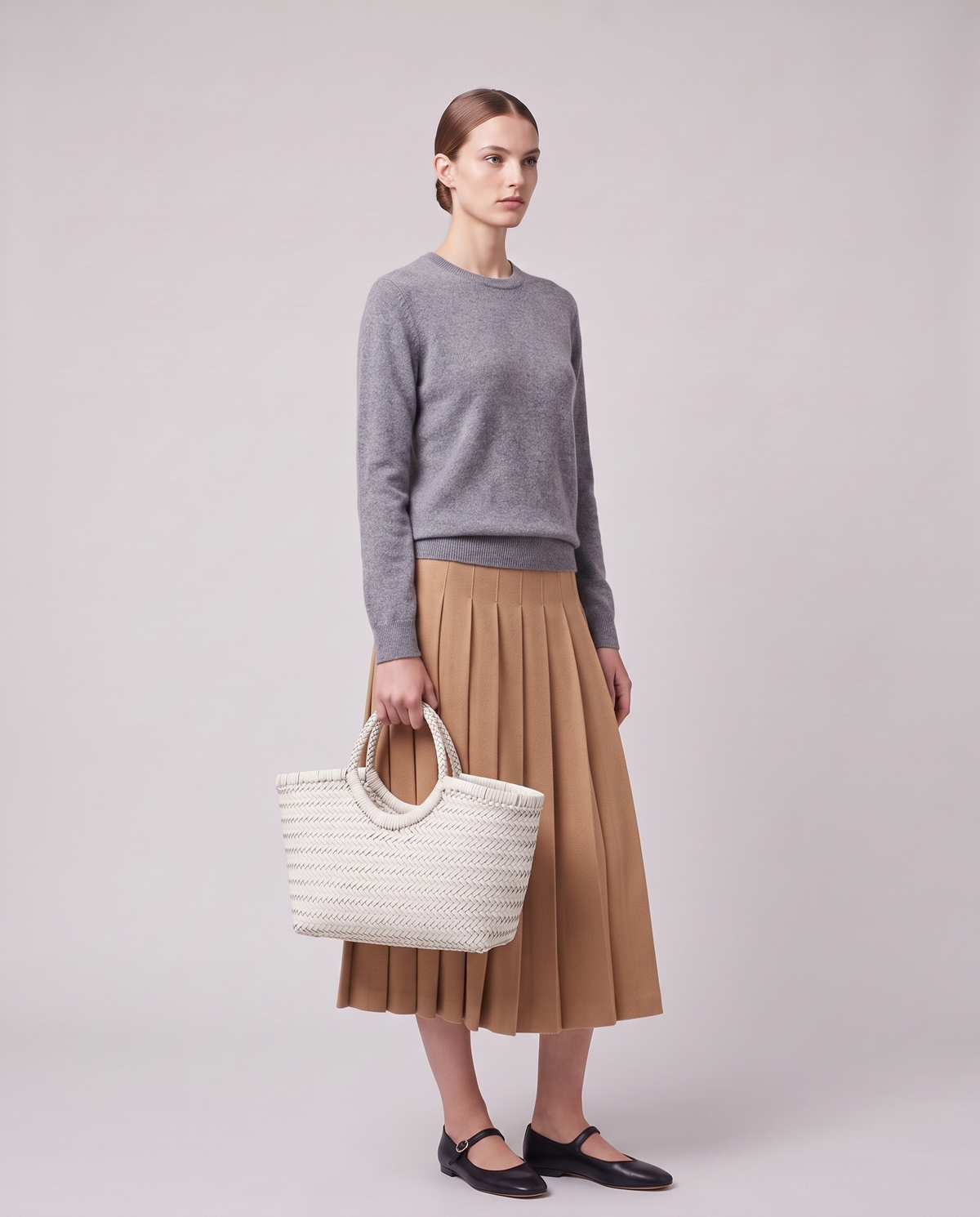 Model carrying the Valentina Matera Small bag in White