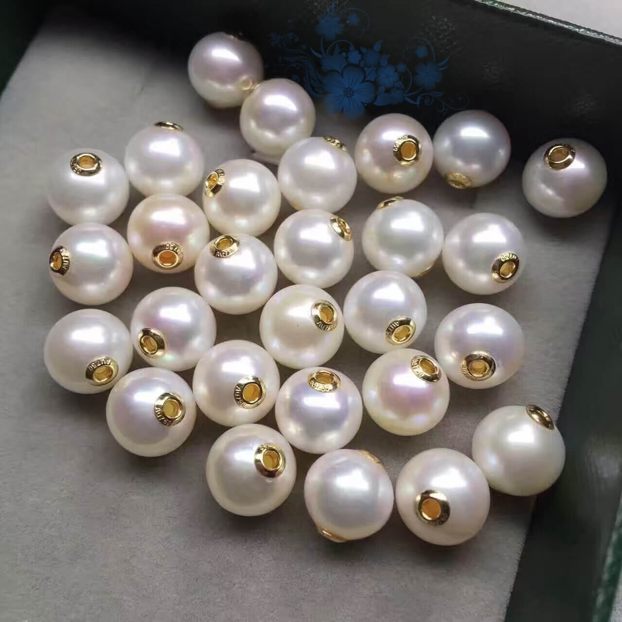 Freshwater Pearl Gold Necklace