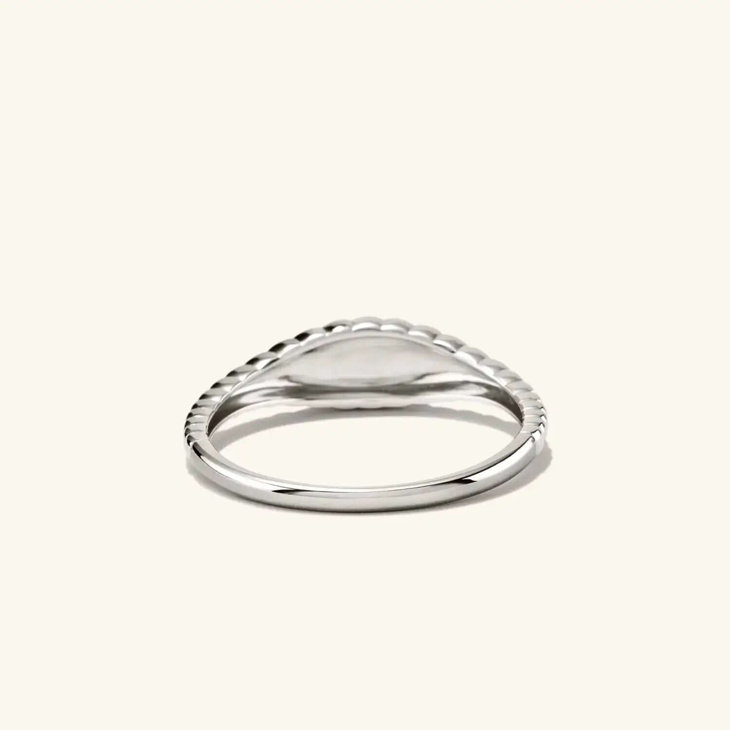 Croissant shaped ring in silver color