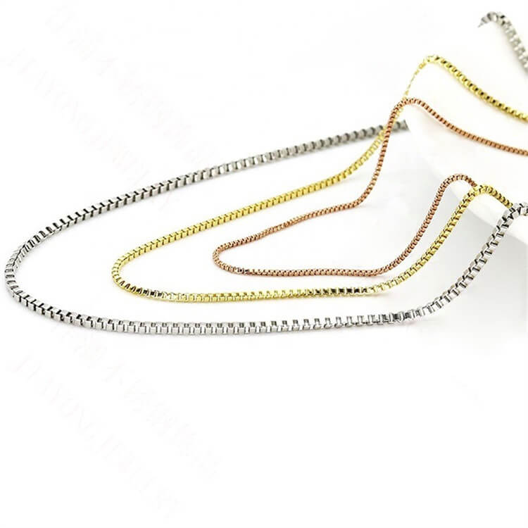 Gold Box Chain Necklace