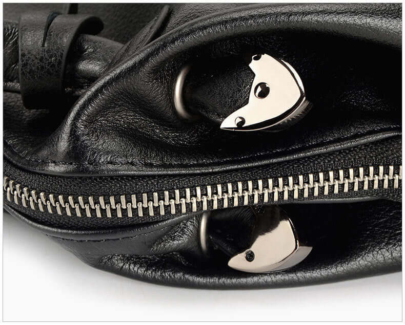 a leather bag zipper