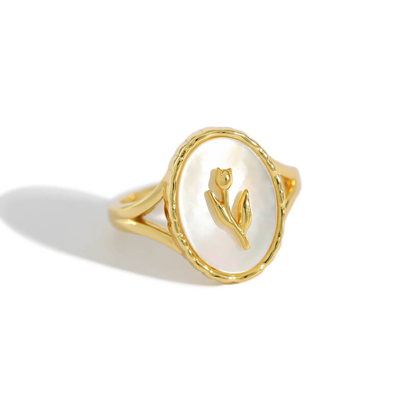 Rose signet ring gold