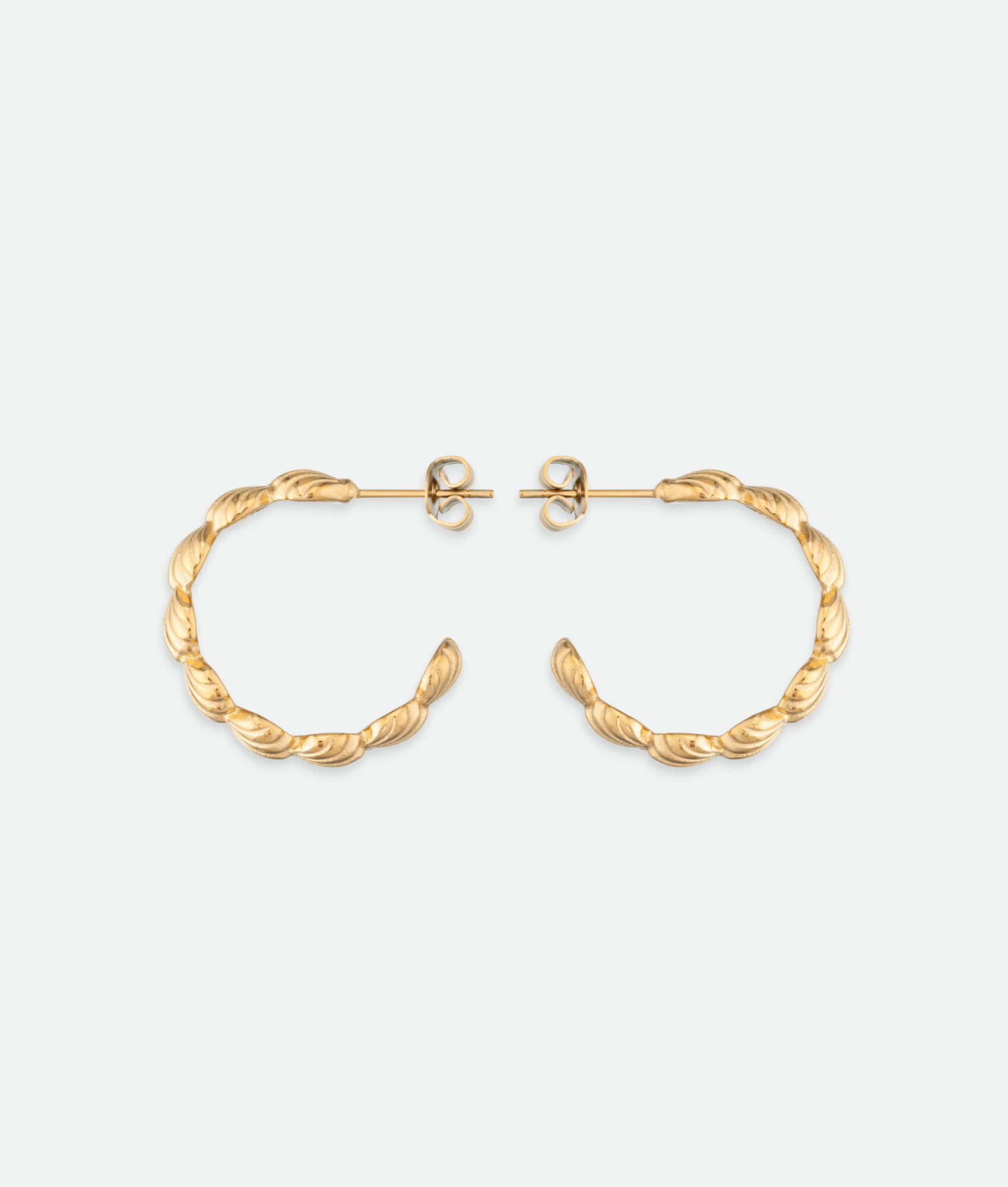 Seashell hoop Earrings gold