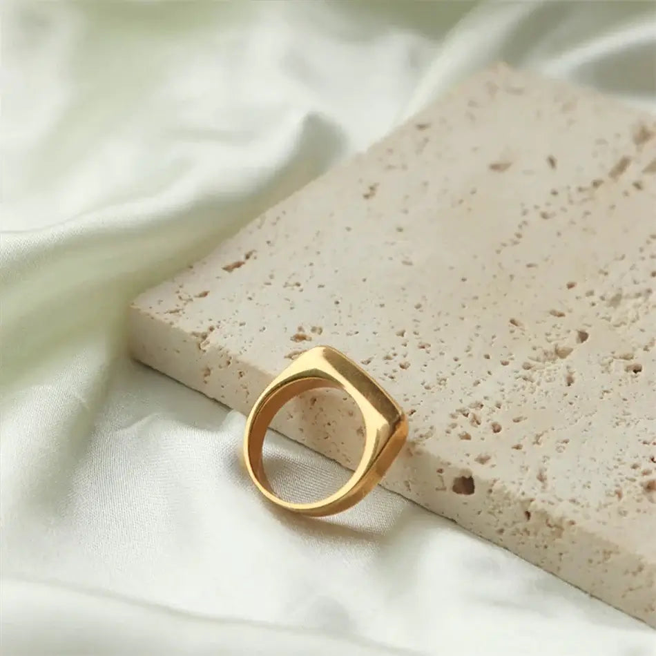 Gold Bar Ring