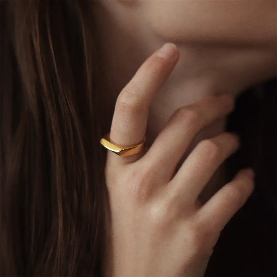 Gold Bar Ring