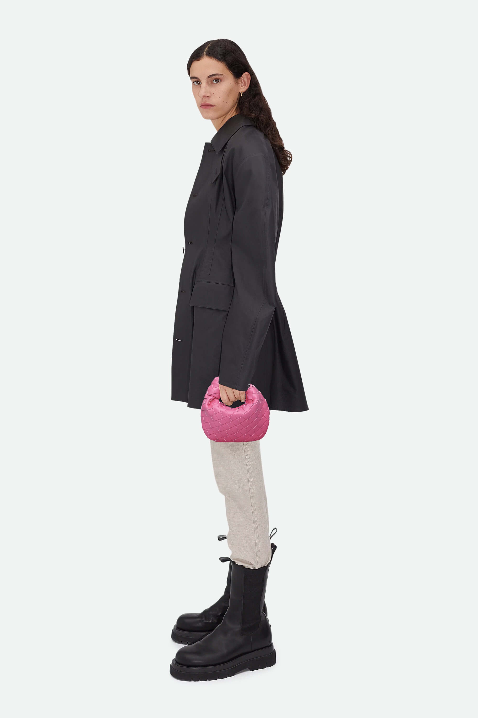  Knot_Bag_Mini_Candy_Jodie_Pink_Model