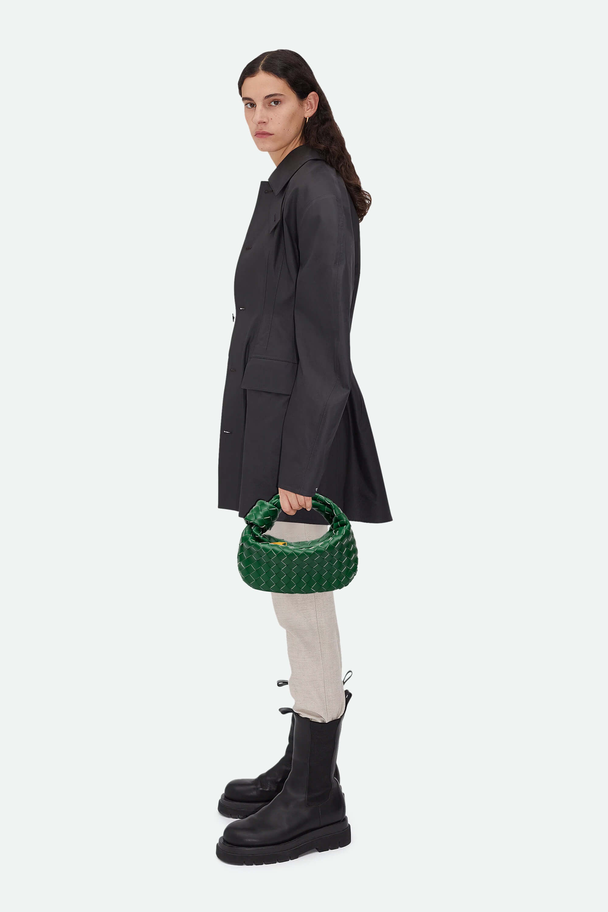 Knot_Bag_Small_Jodie_Genuine_Leather_Green_Model