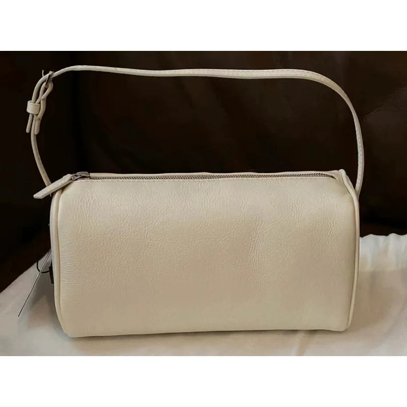 Valentina Siena crossbody bag in Black, interior