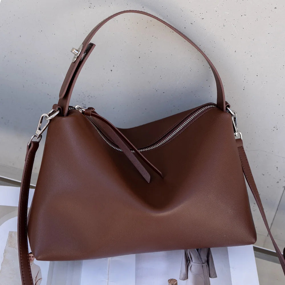 Valentina Calma tote in Coffee