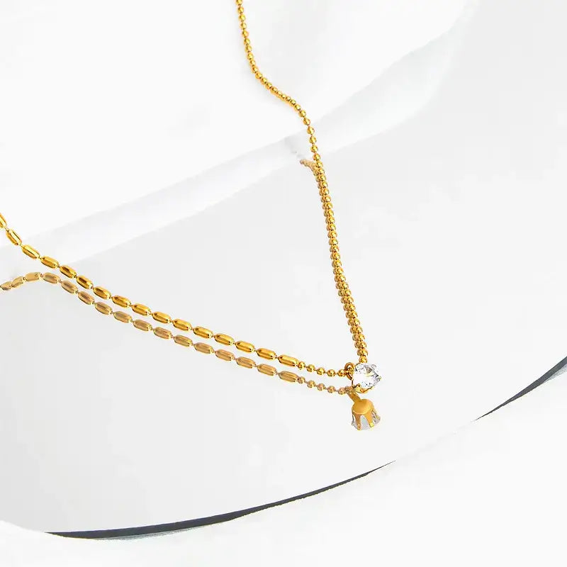 Gold chain necklace with diamond