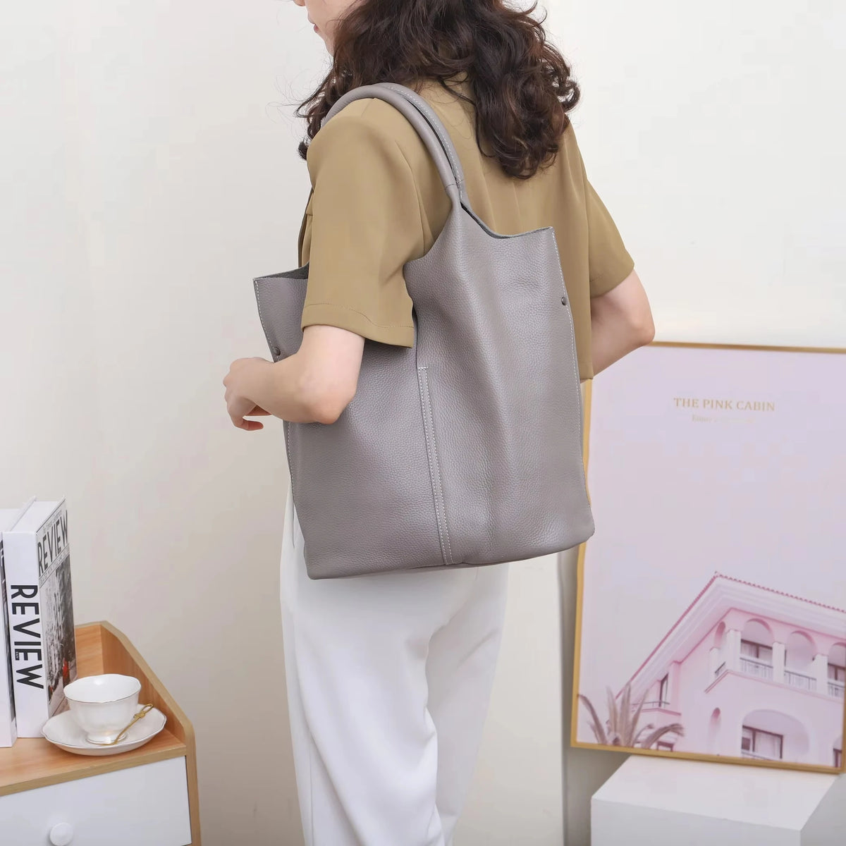 Valentina Arco bucket bag in Grey