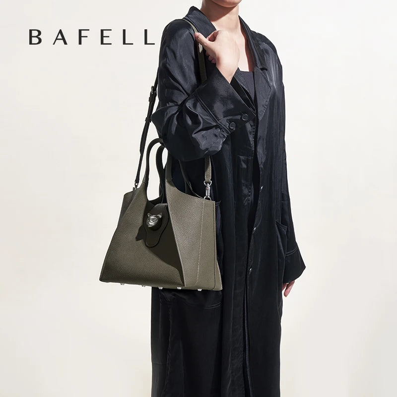 Valentina Onda tote in Black, detail