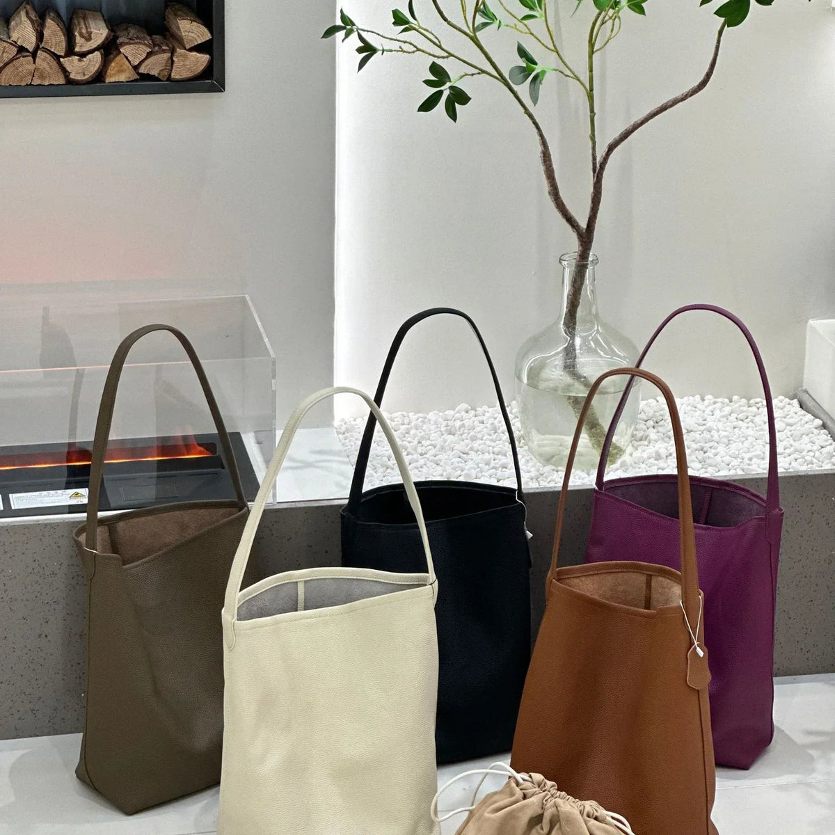 Valentina Aria Medium bucket bag in Beige, back view