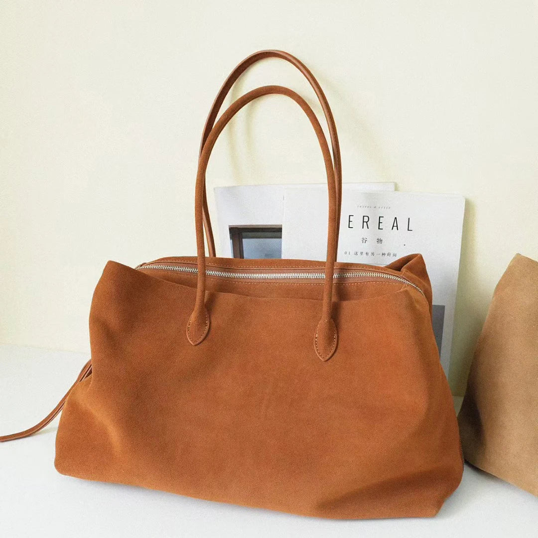 Valentina Nebbia tote in Coffee, back view
