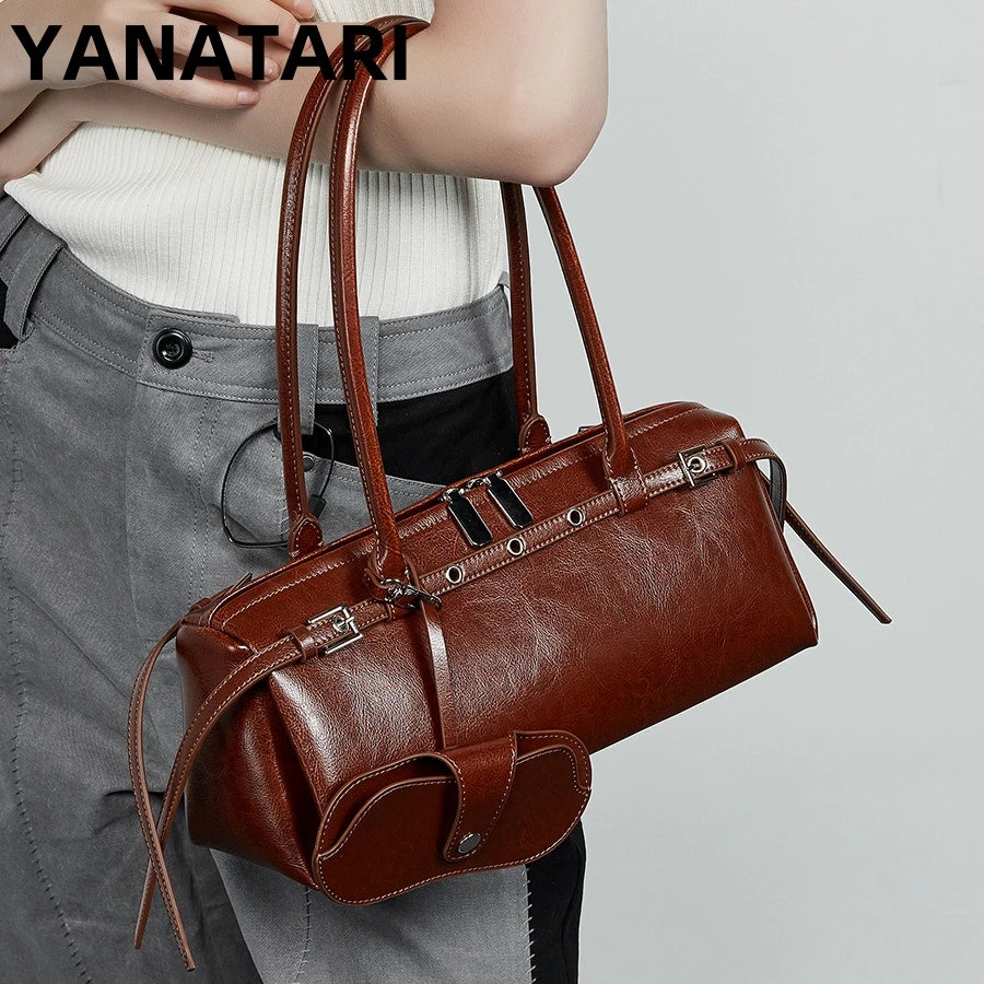 Valentina Riva shoulder bag in Coffee, front view