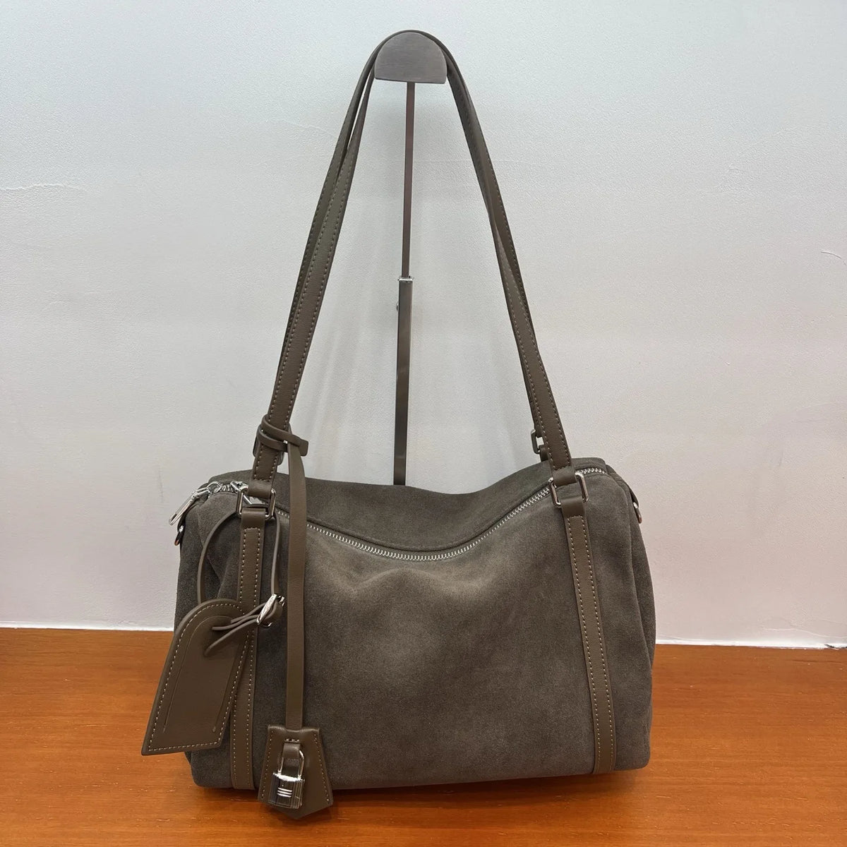 Valentina Vita tote in Grey