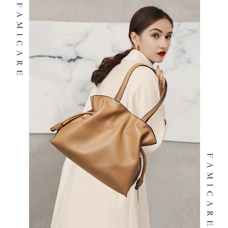 Valentina Mira bucket bag in Ivory, front view