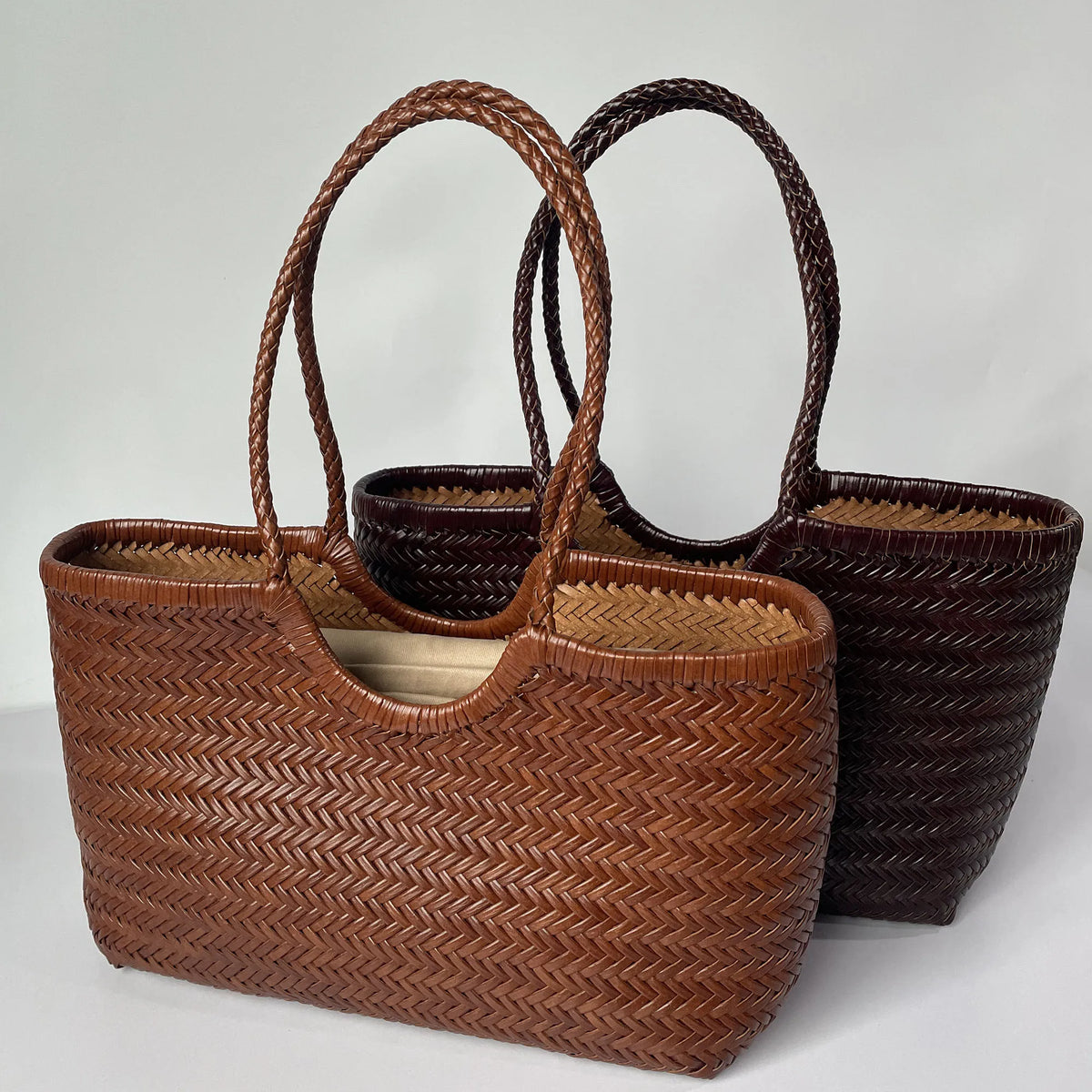 Valentina Bosa tote in Brown, front view