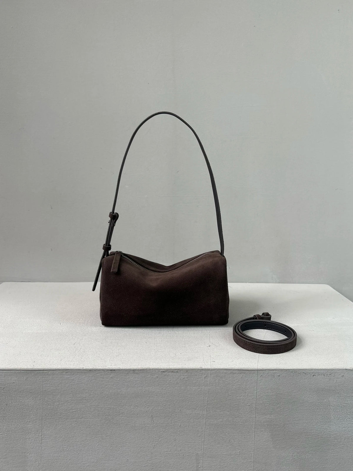 Valentina Brera crossbody bag in Asphalt