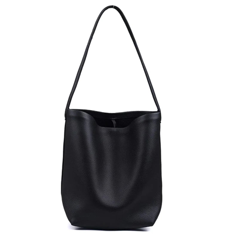 Valentina Aria Medium bucket bag in Beige, side view