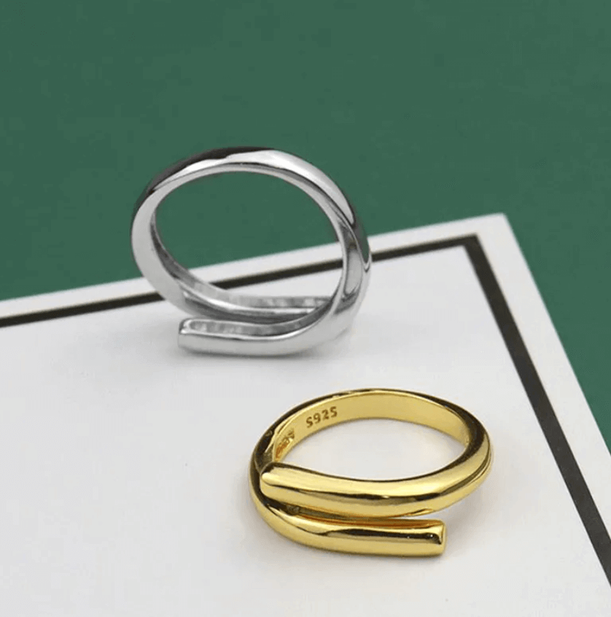 Overlapping ring gold and silver