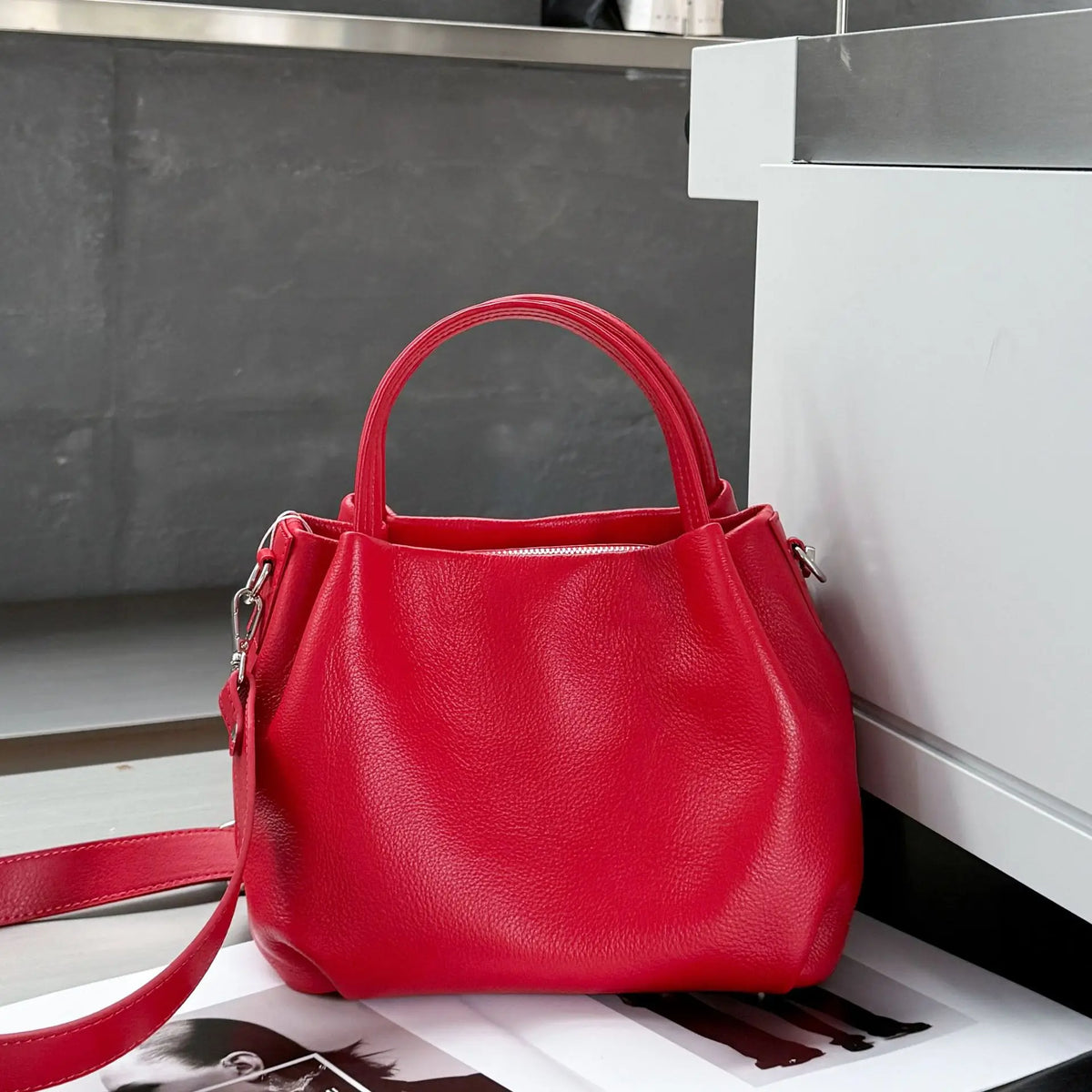 Valentina Tufo bucket bag in Cherry