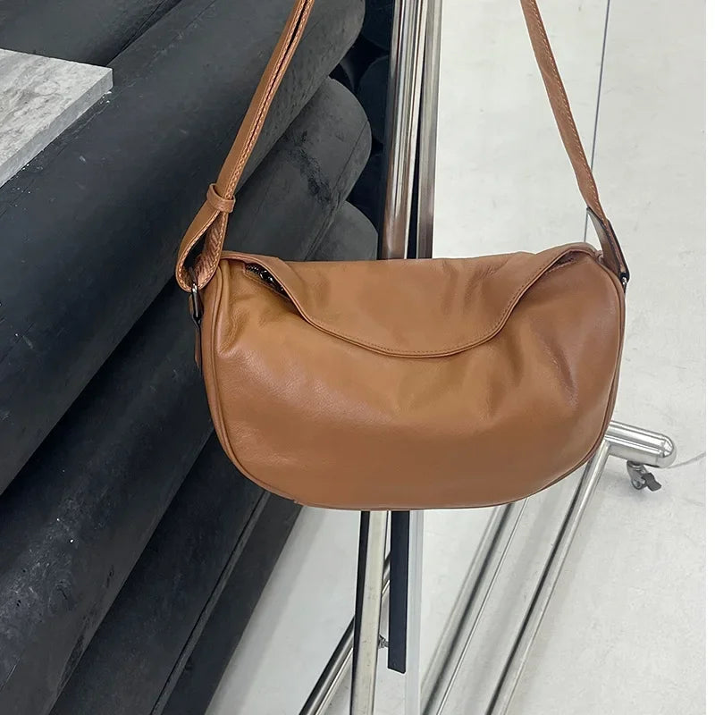 Valentina Zona saddle bag in Brown