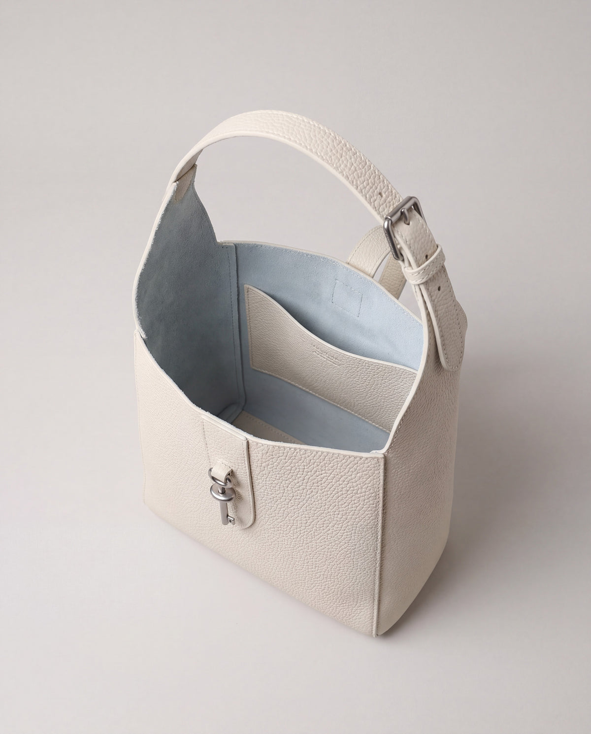 Amalfi bag in Ivory – interior view