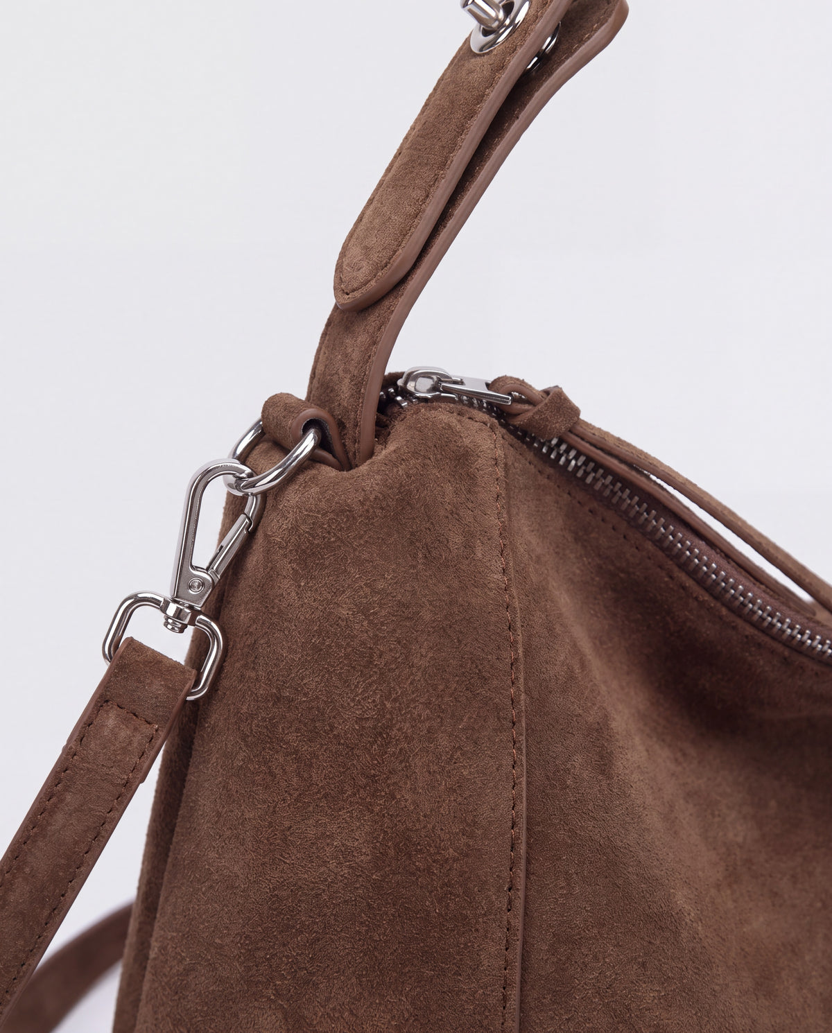 Ardesia bag in Brown – leather detail