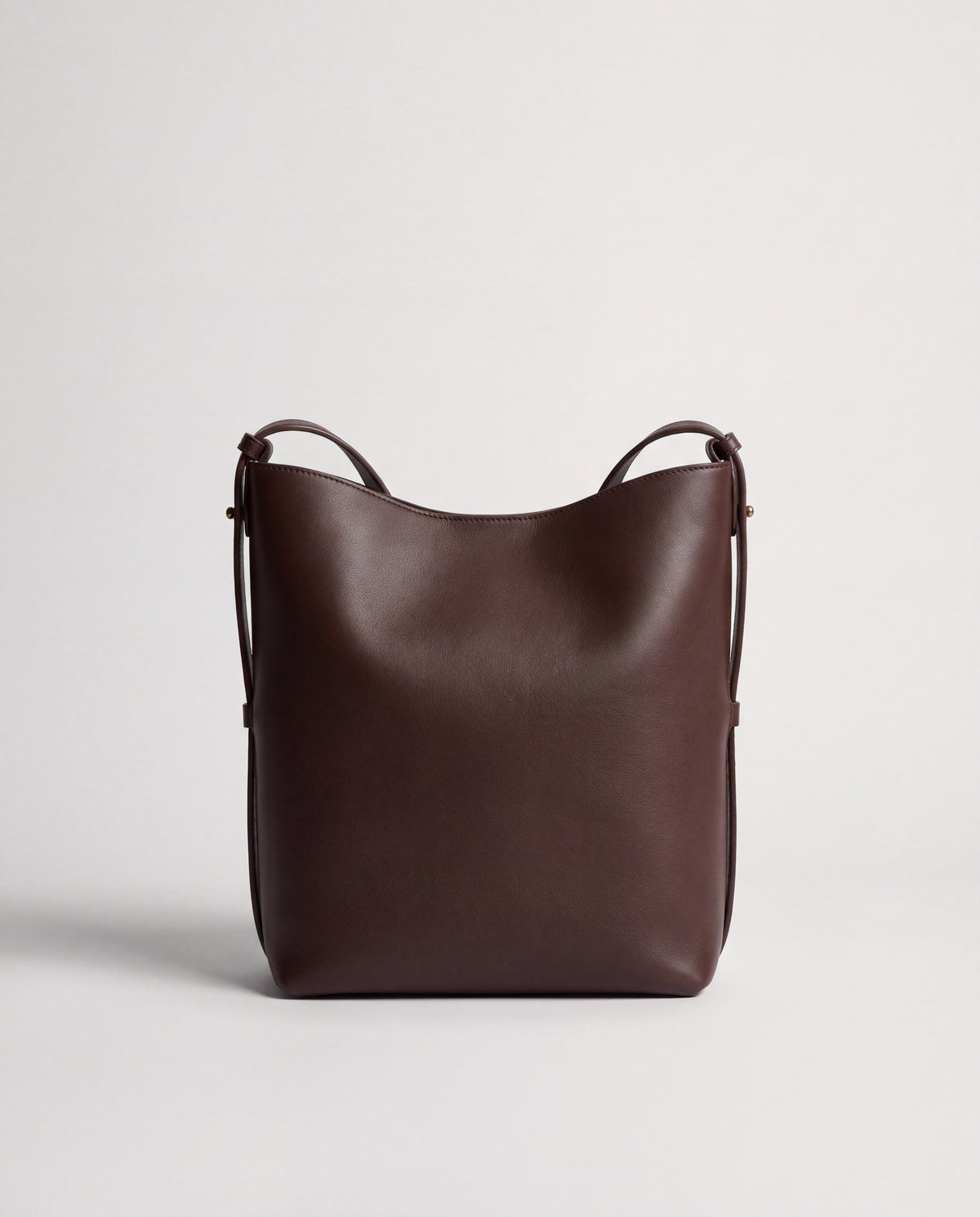 Aria Large bag in Chocolate – back view