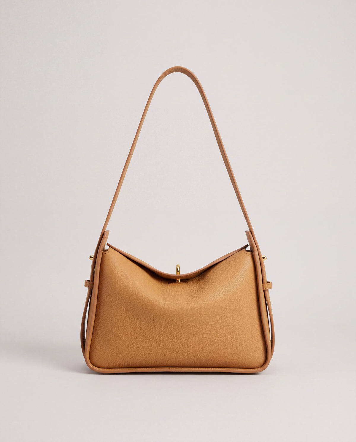 Asti bag in Camel – front view