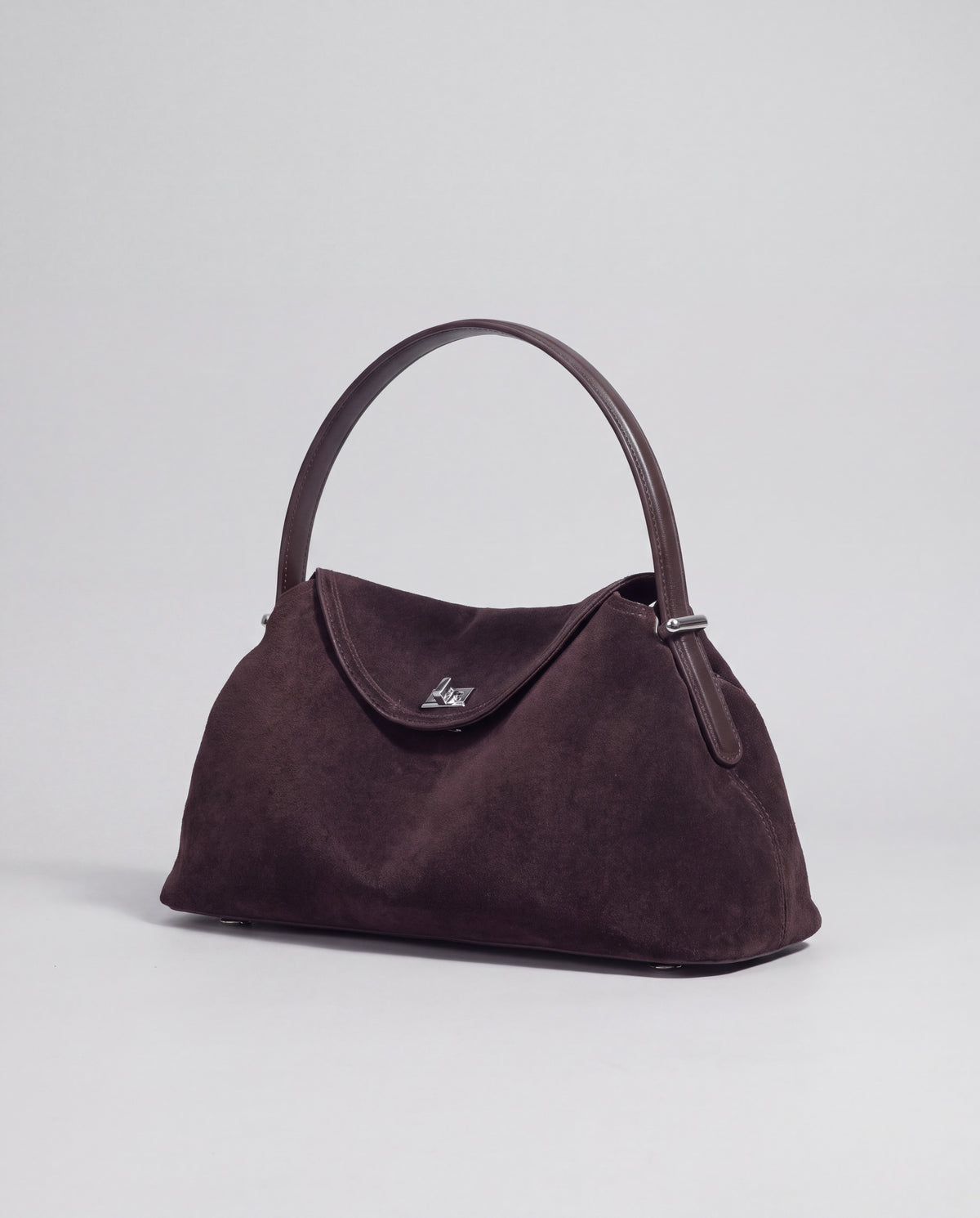 Bowler bag in Espresso – three-quarter view