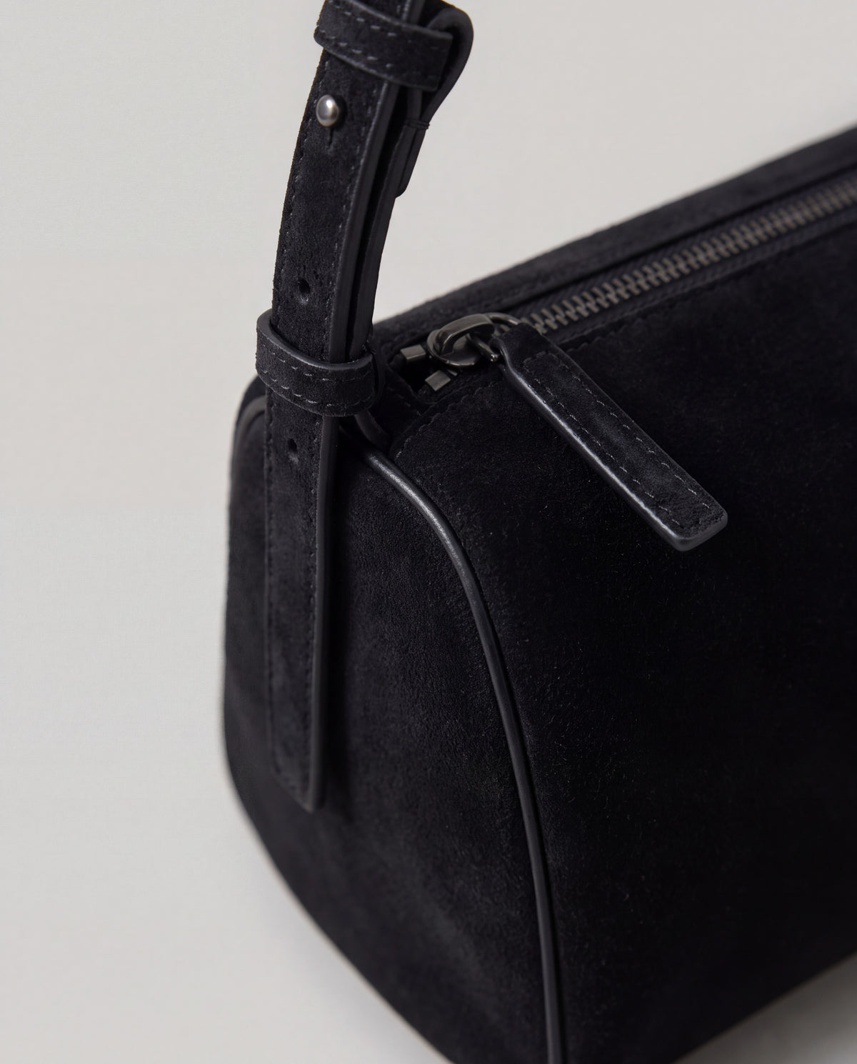 Brera bag in Black – leather detail