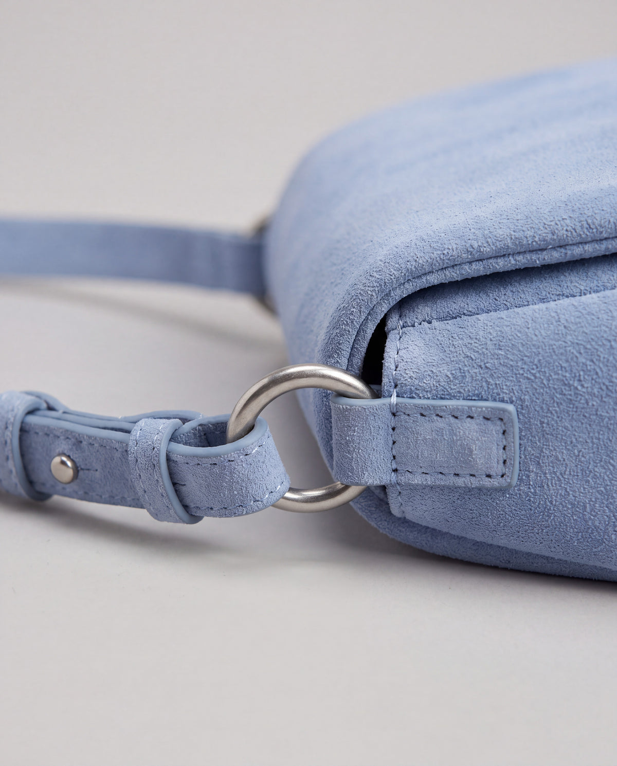 Brera bag in Sky – hardware detail