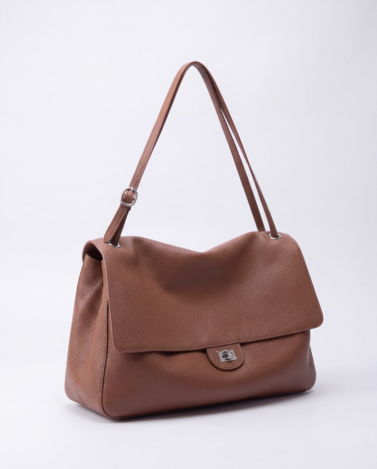 Brio Large bag in Brown – three-quarter view