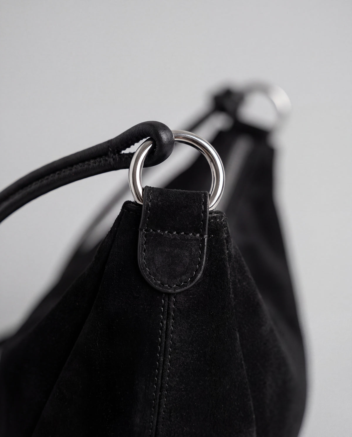 Bruma bag in Black – hardware detail