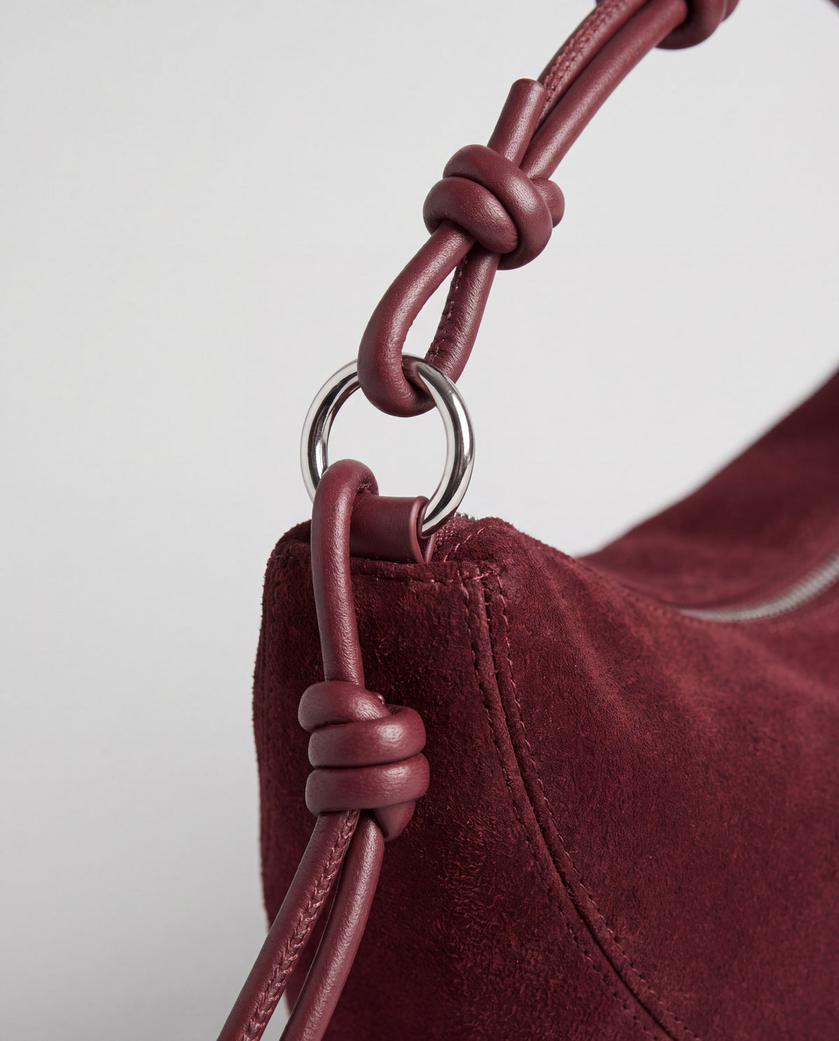 Bruma bag in Burgundy – hardware detail