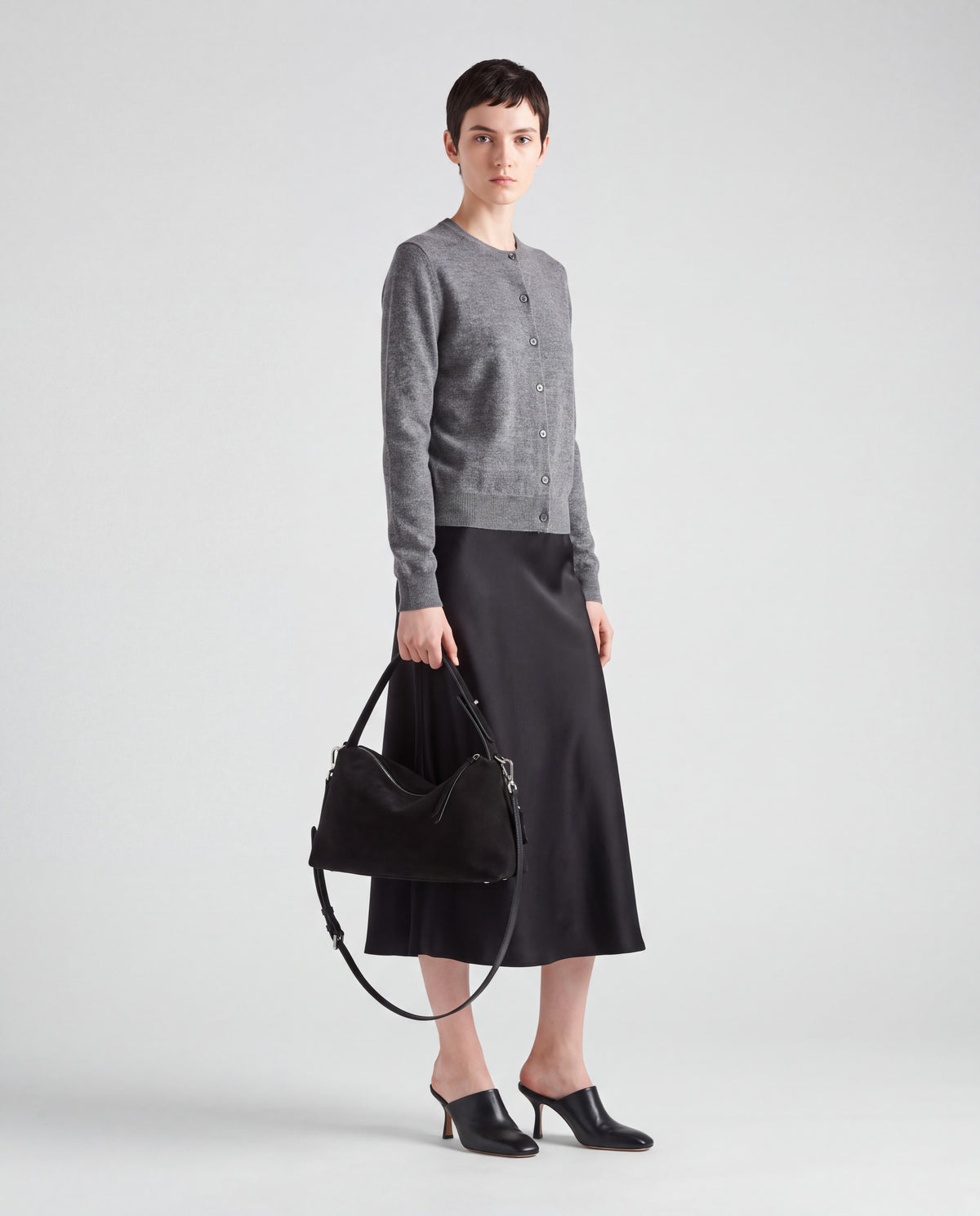 Calma bag in Black – worn by model, full length
