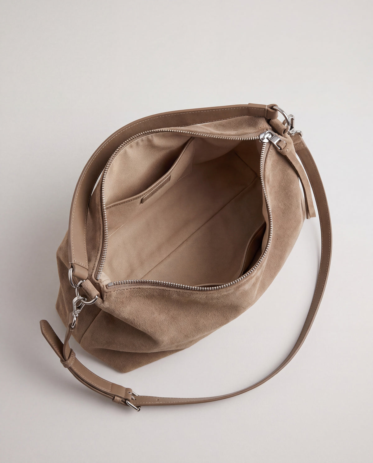 Calma bag in Khaki – interior view