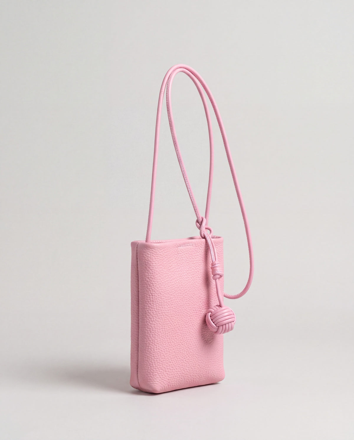 Cara bag in Blush – three-quarter view