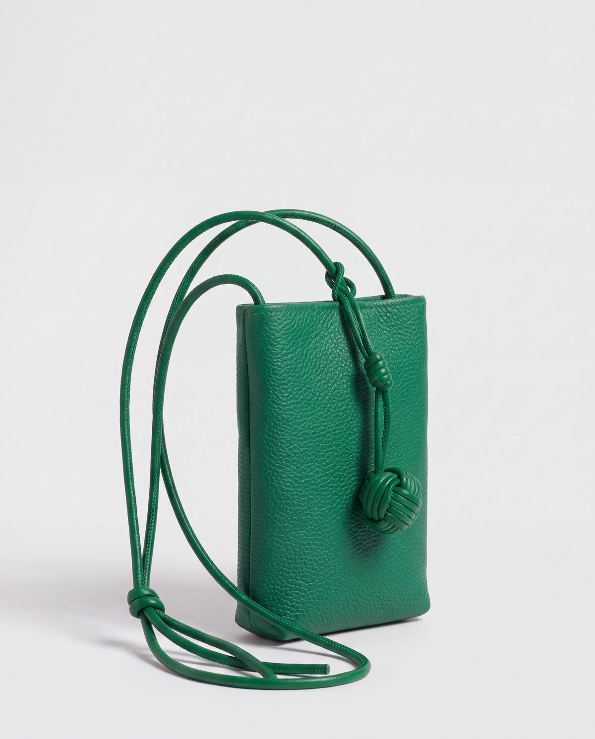 Cara bag in Emerald – three-quarter view
