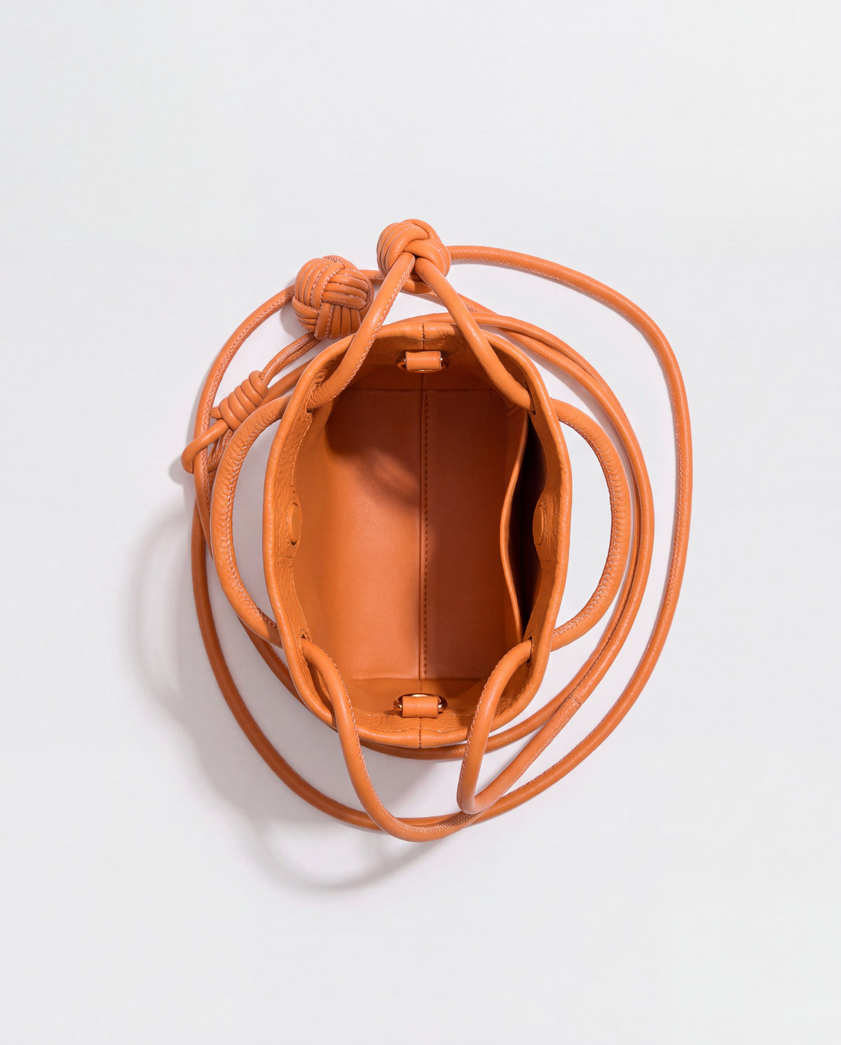 Cara bag in Orange – interior view
